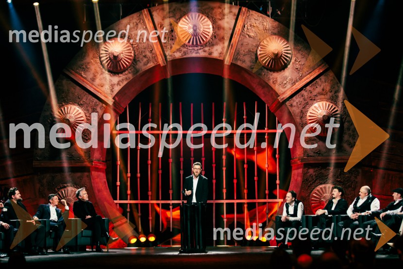 Na žaru z Ladom Bizovičarjem, Modrijani