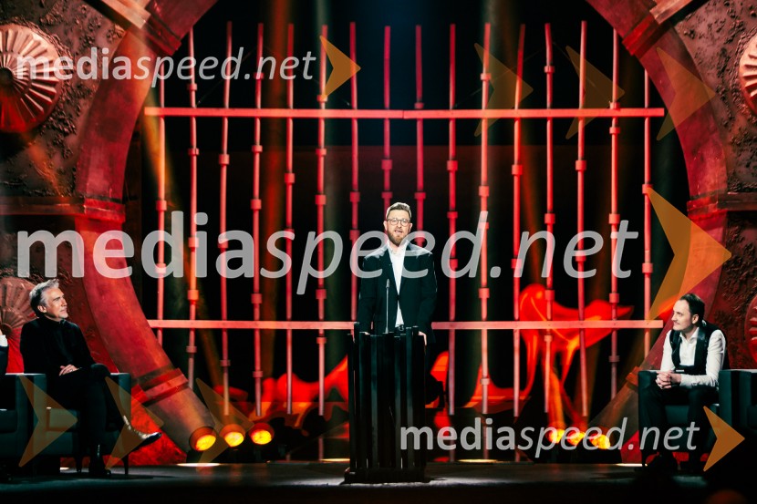 Na žaru z Ladom Bizovičarjem, Modrijani