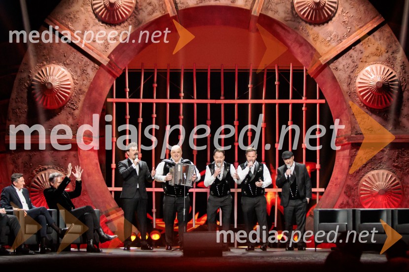 Na žaru z Ladom Bizovičarjem, Modrijani