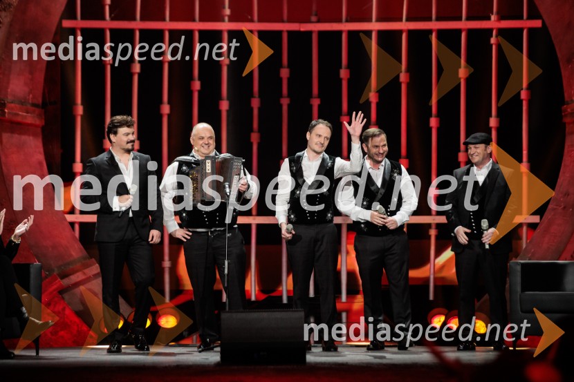 Na žaru z Ladom Bizovičarjem, Modrijani