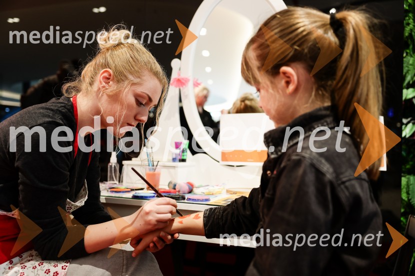 Skokci, animirani spektakel, Cineplexx