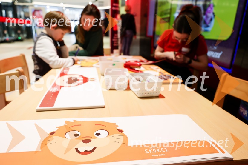 Skokci, animirani spektakel, Cineplexx