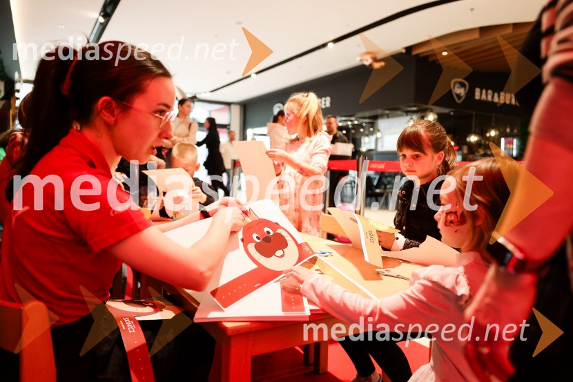 Skokci, animirani spektakel, Cineplexx