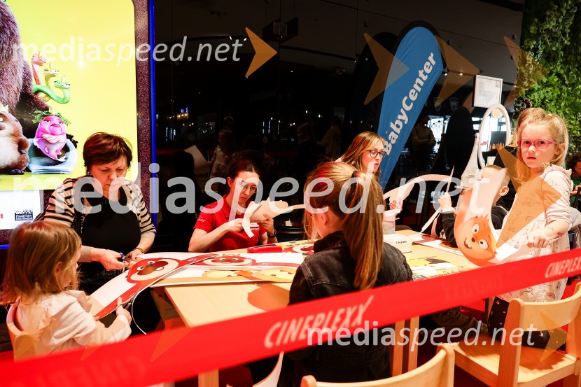 Skokci, animirani spektakel, Cineplexx