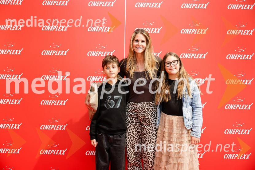 Skokci, animirani spektakel, Cineplexx