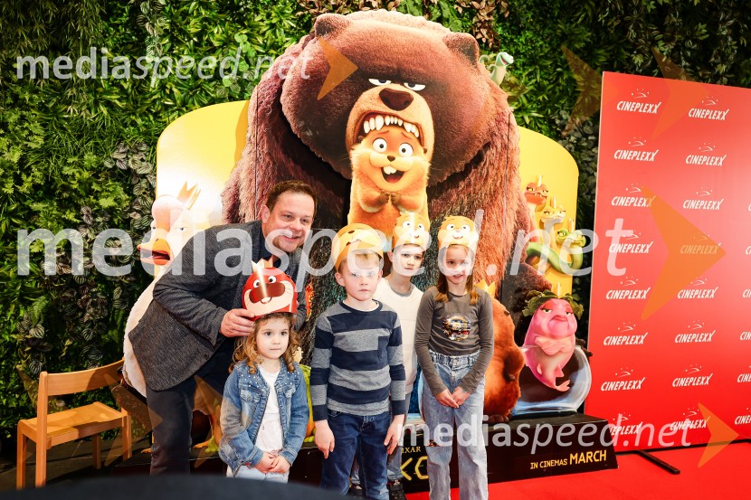 Skokci, animirani spektakel, Cineplexx