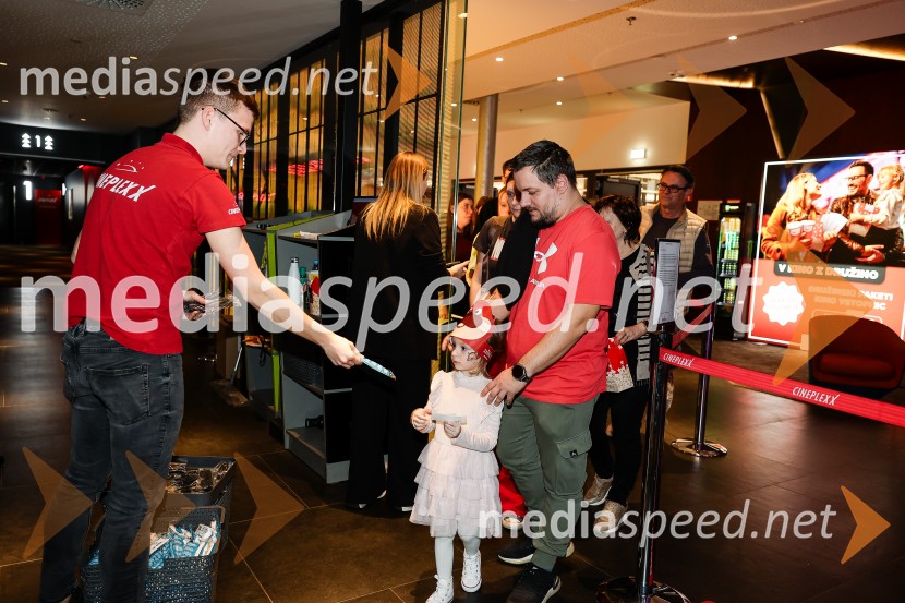 Skokci, animirani spektakel, Cineplexx