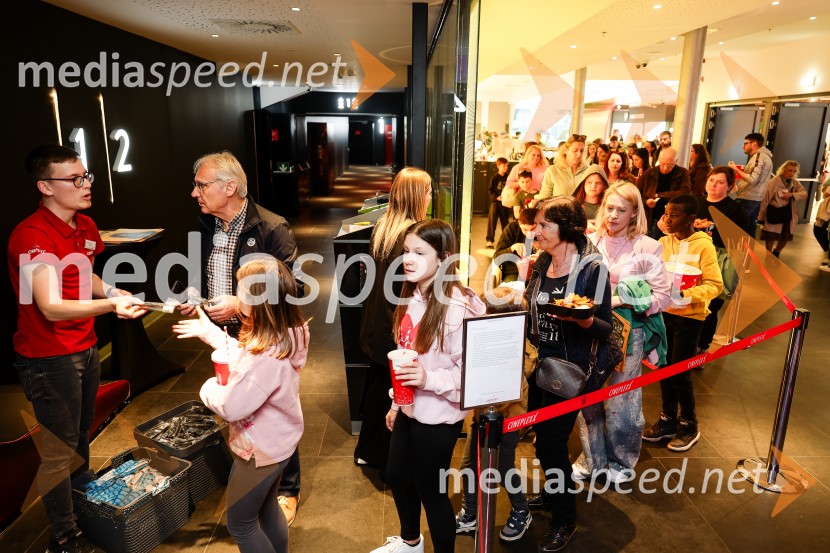 Skokci, animirani spektakel, Cineplexx