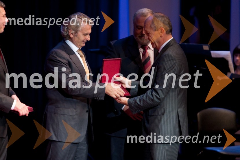 Hetem Ramadani, Salbatring International d.o.o. in Branko Pavlin, predsednik uprave časopisne družbe DnevnikSlovenska gazela 2009