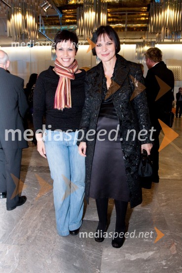 Nuška Drašček, pevka in Jožica Brodarič, modna ikonaSlovenska gazela 2009