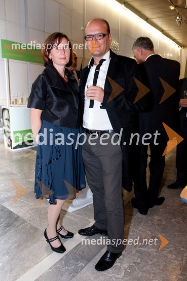 Jure Mohorič, direktor firme Geoset d.o.o. (zastopnik Garmina za Slovenijo) s spremljevalkoSlovenska gazela 2009