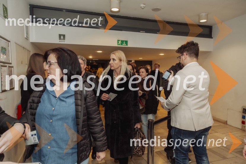 Na žaru z Ladom Bizovičarjem, Peter Prevc