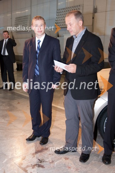 Dr. Matej Lahovnik, minister za gospodarstvo in Branko Pavlin, predsednik uprave časopisne družbe DnevnikSlovenska gazela 2009