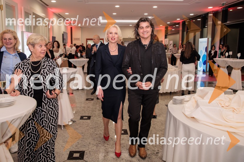 Častni naziv ONA 365 je prejela Bronja Žakelj