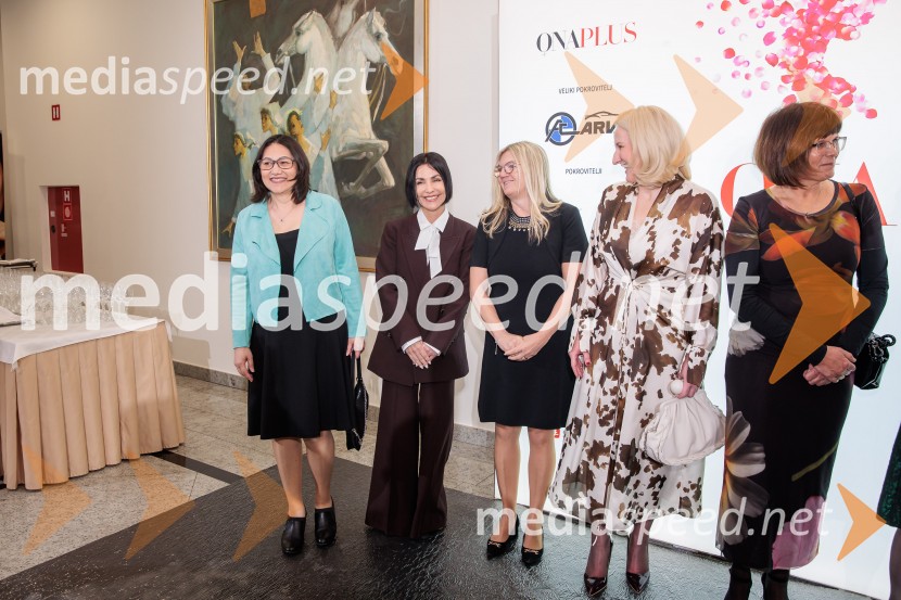 Častni naziv ONA 365 je prejela Bronja Žakelj