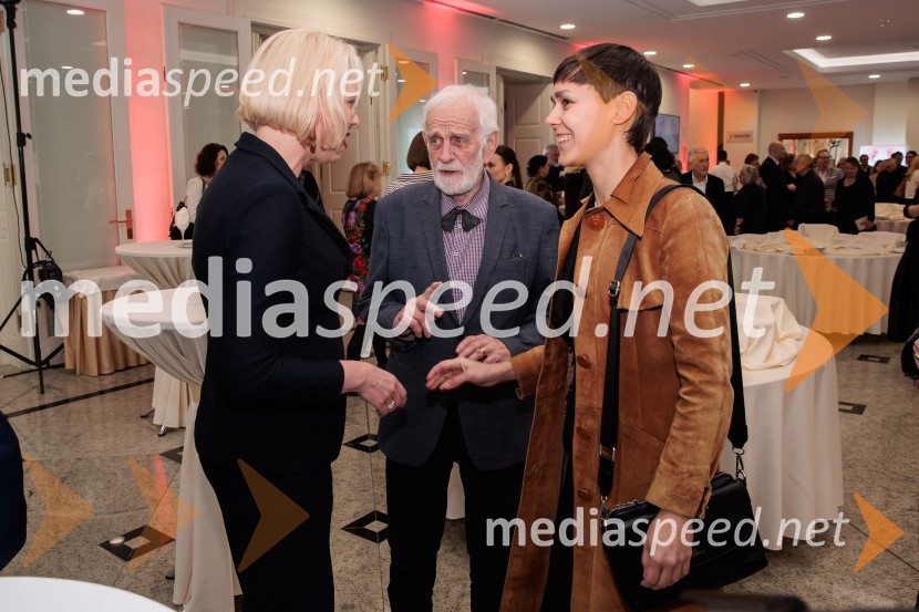 Častni naziv ONA 365 je prejela Bronja Žakelj