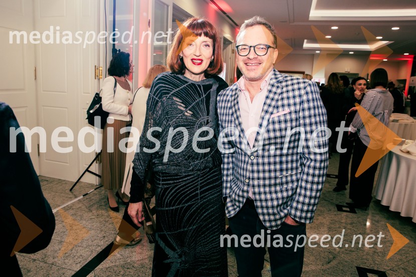 Častni naziv ONA 365 je prejela Bronja Žakelj