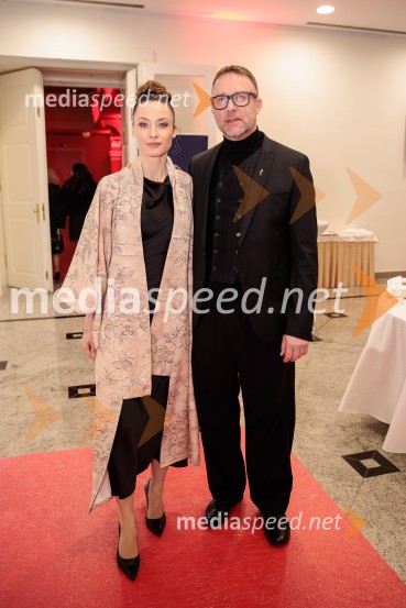 Častni naziv ONA 365 je prejela Bronja Žakelj