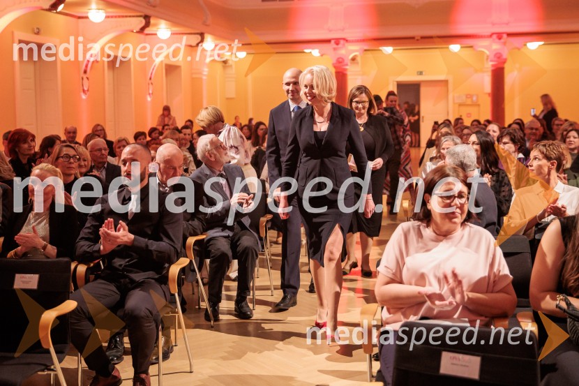 Častni naziv ONA 365 je prejela Bronja Žakelj