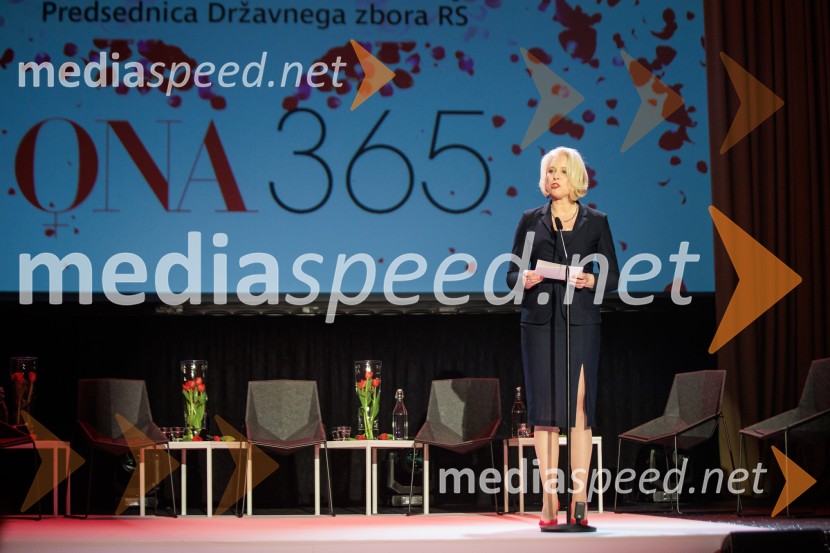 Častni naziv ONA 365 je prejela Bronja Žakelj