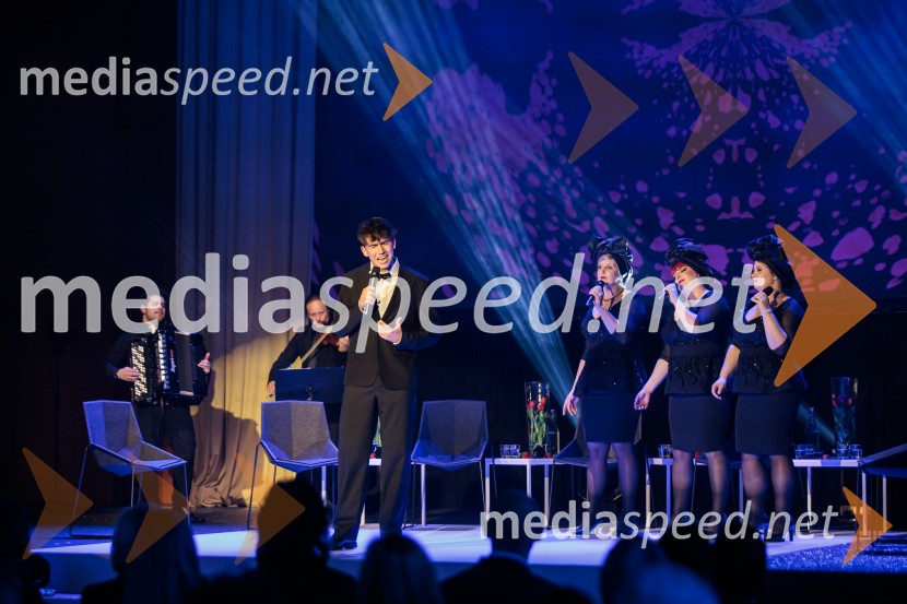 Častni naziv ONA 365 je prejela Bronja Žakelj