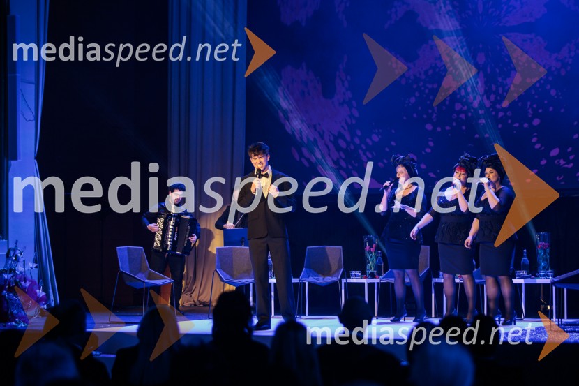 Častni naziv ONA 365 je prejela Bronja Žakelj