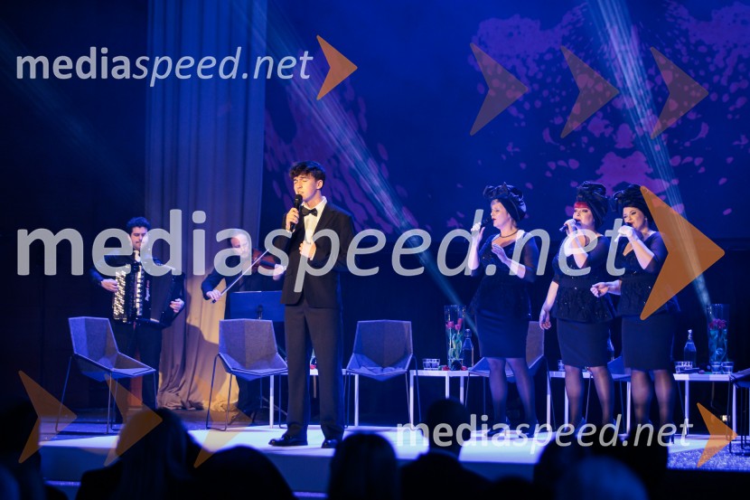 Častni naziv ONA 365 je prejela Bronja Žakelj