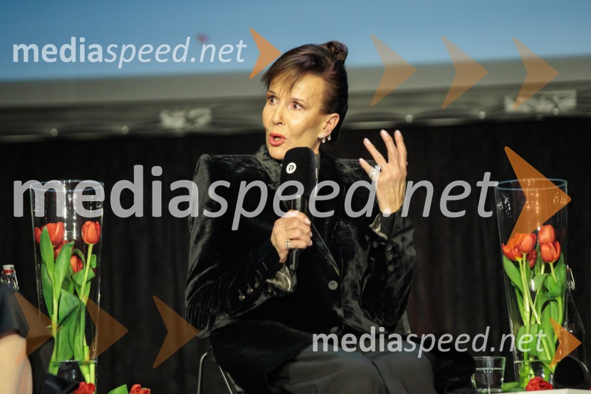 Častni naziv ONA 365 je prejela Bronja Žakelj