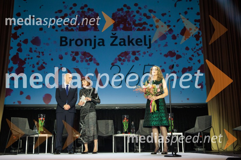 Častni naziv ONA 365 je prejela Bronja Žakelj