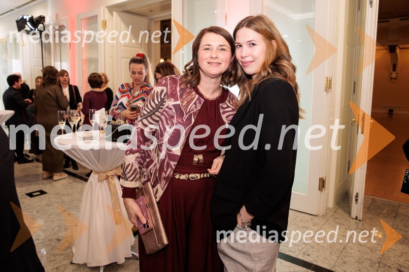 Častni naziv ONA 365 je prejela Bronja Žakelj