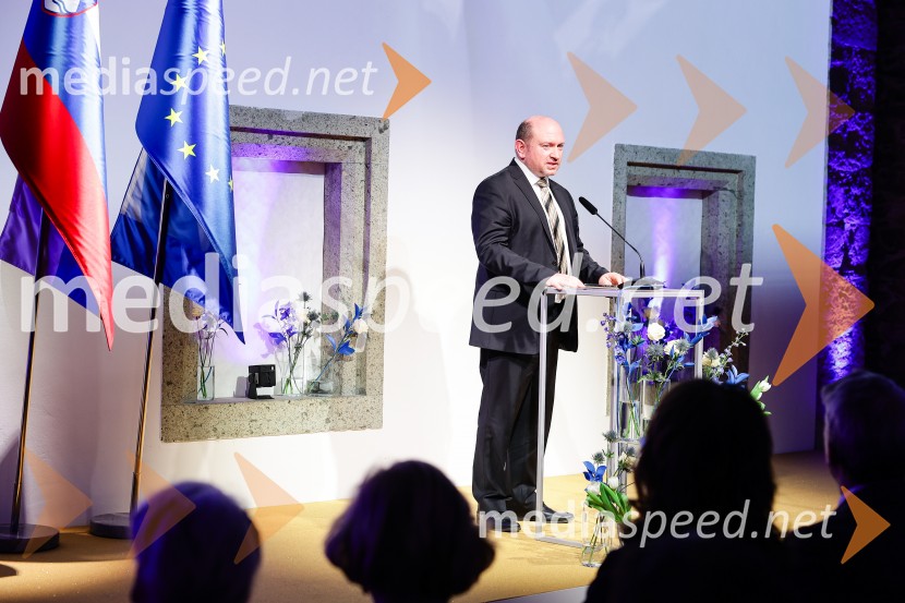 Podeljena priznanja programa L’Oréal-UNESCO »Za ženske v znanosti«