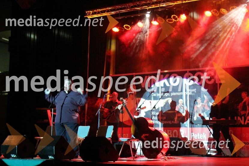 Vinko Coce, pevecVinko Coce in klapa Maslina, koncert