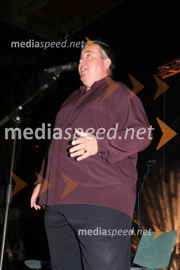 Vinko Coce, pevecVinko Coce in klapa Maslina, koncert