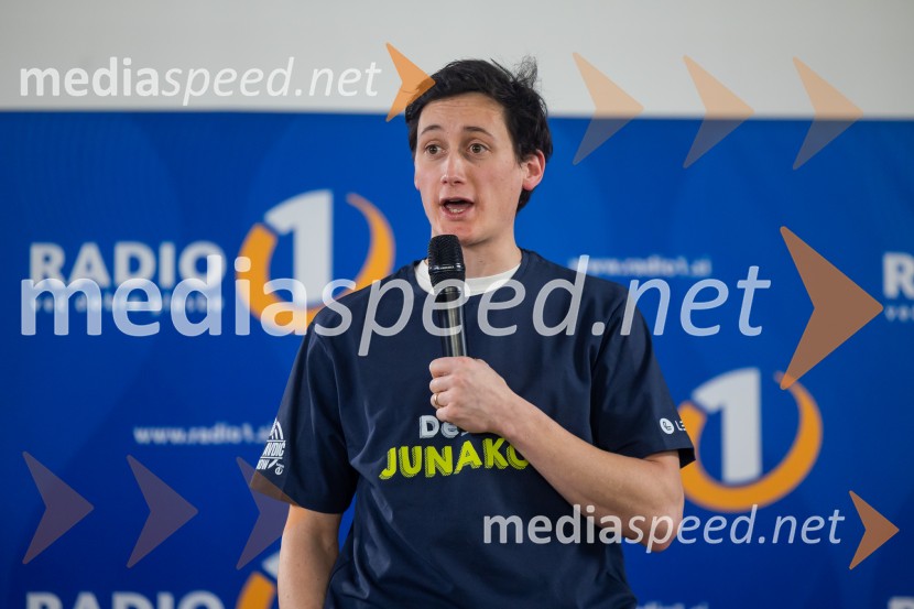 Cene Prevc bo nasledil Miha Deželaka, Dežela junakov