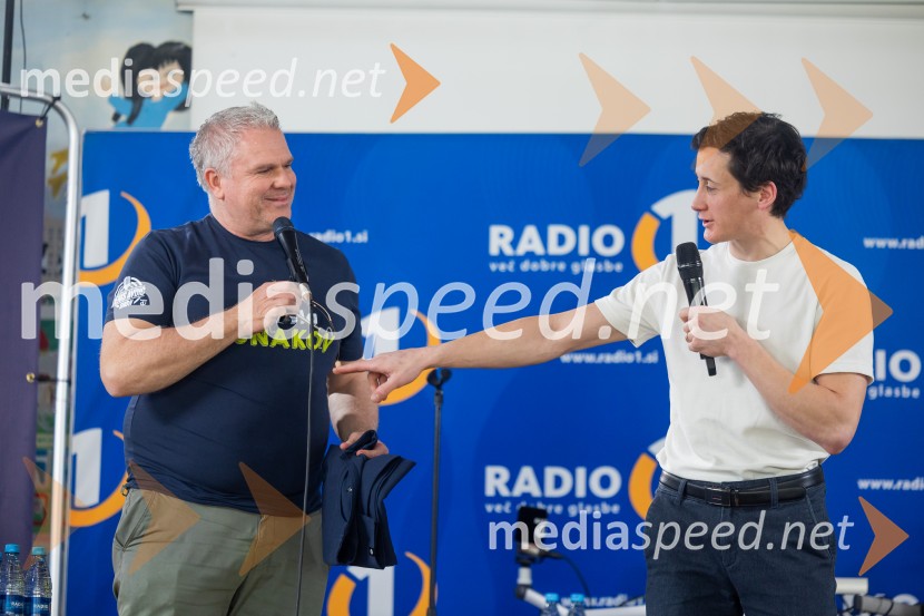 Cene Prevc bo nasledil Miha Deželaka, Dežela junakov