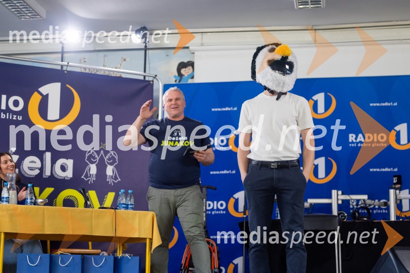 Cene Prevc bo nasledil Miha Deželaka, Dežela junakov