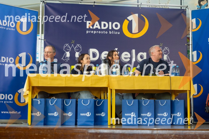 Cene Prevc bo nasledil Miha Deželaka, Dežela junakov