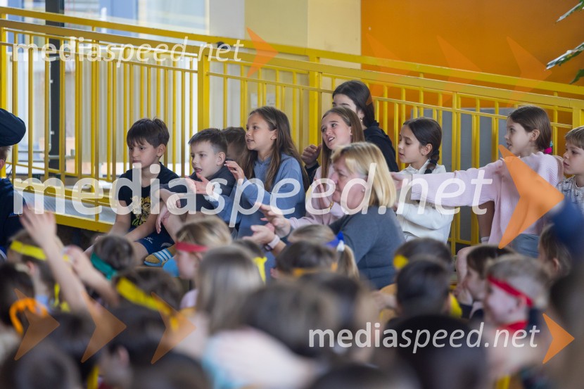 Cene Prevc bo nasledil Miha Deželaka, Dežela junakov