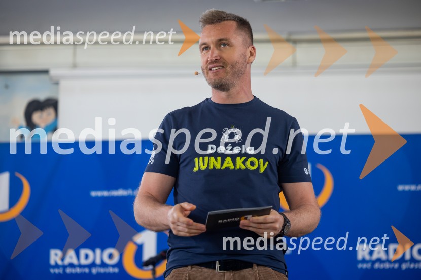 Cene Prevc bo nasledil Miha Deželaka, Dežela junakov