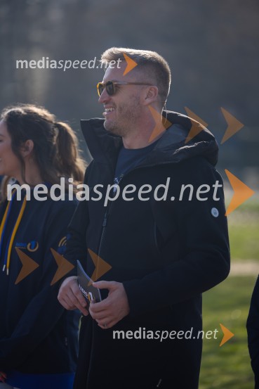 Cene Prevc bo nasledil Miha Deželaka, Dežela junakov