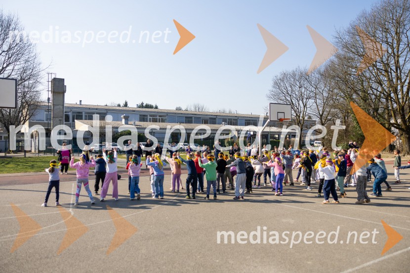 Cene Prevc bo nasledil Miha Deželaka, Dežela junakov