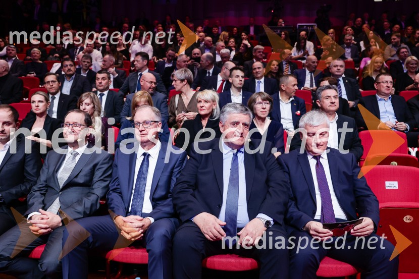 58. podelitev nagrad GZS, počastili najboljše slovenske gospodarstvenike