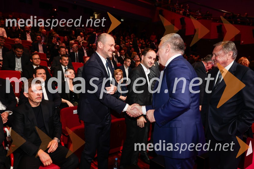 58. podelitev nagrad GZS, počastili najboljše slovenske gospodarstvenike