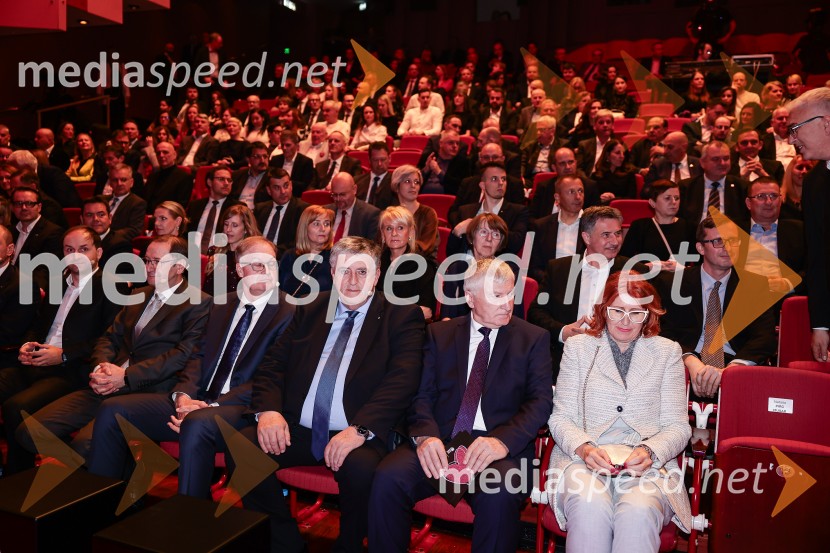 58. podelitev nagrad GZS, počastili najboljše slovenske gospodarstvenike