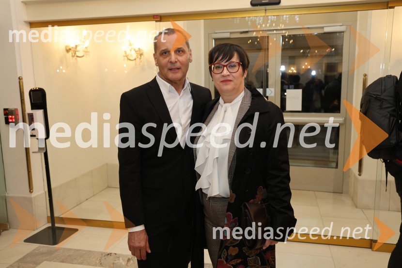  Danilo Rošker, direktor SNG Maribor;  Lidija Divjak Mirnik, nekdanja direktorica ŠD UM in nekdanja poslanka DZ in aktualna mestna svetnica MOMTramvaj Poželenje, svetovna premiera baleta, SNG Maribor