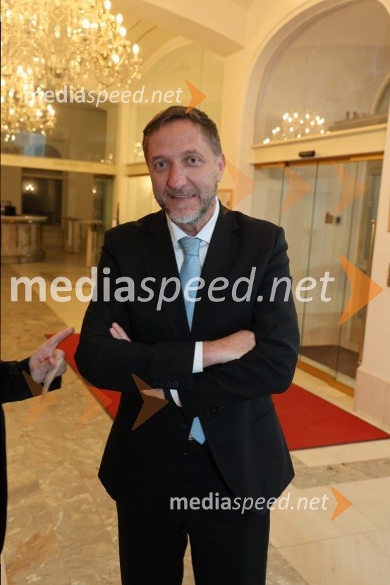 Tramvaj Poželenje, svetovna premiera baleta, SNG Maribor