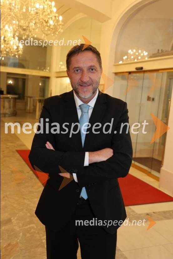 Tramvaj Poželenje, svetovna premiera baleta, SNG Maribor