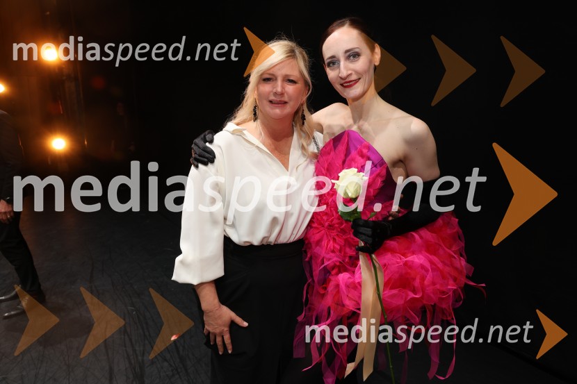  Pia Clug, baletna plesalka;  Olesja Hartmann, baletkaTramvaj Poželenje, svetovna premiera baleta, SNG Maribor