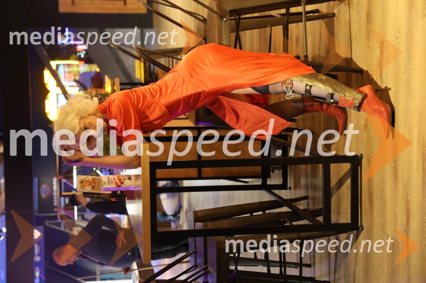 The Bride - Nevesta, Monster night, Maribox