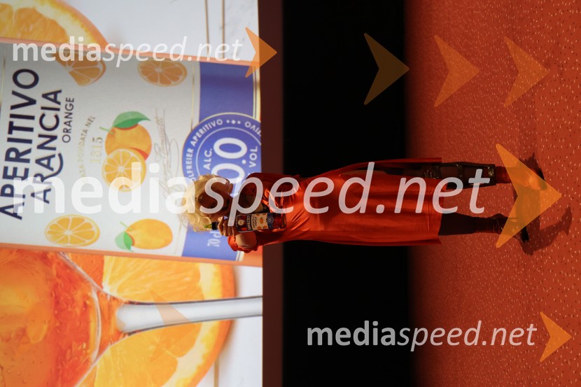 The Bride - Nevesta, Monster night, Maribox